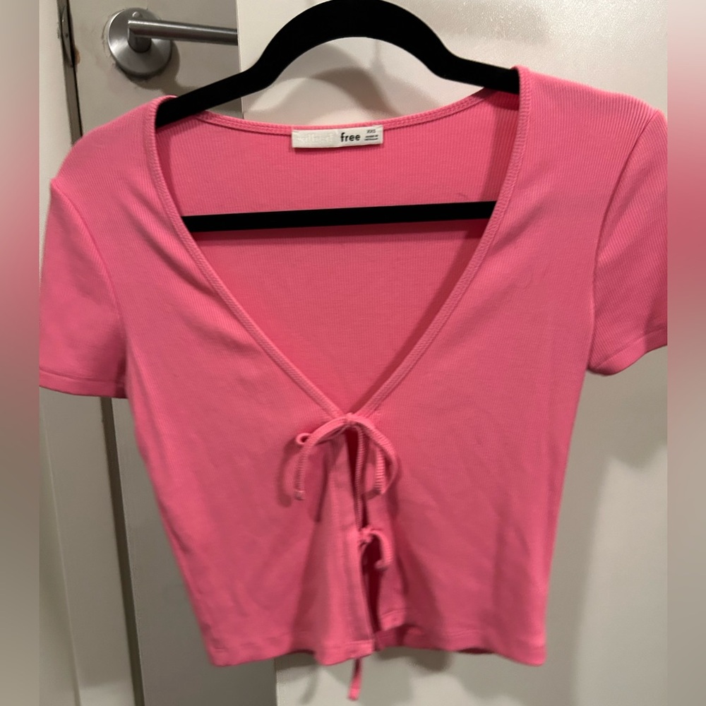 aritzia pink tie shirt